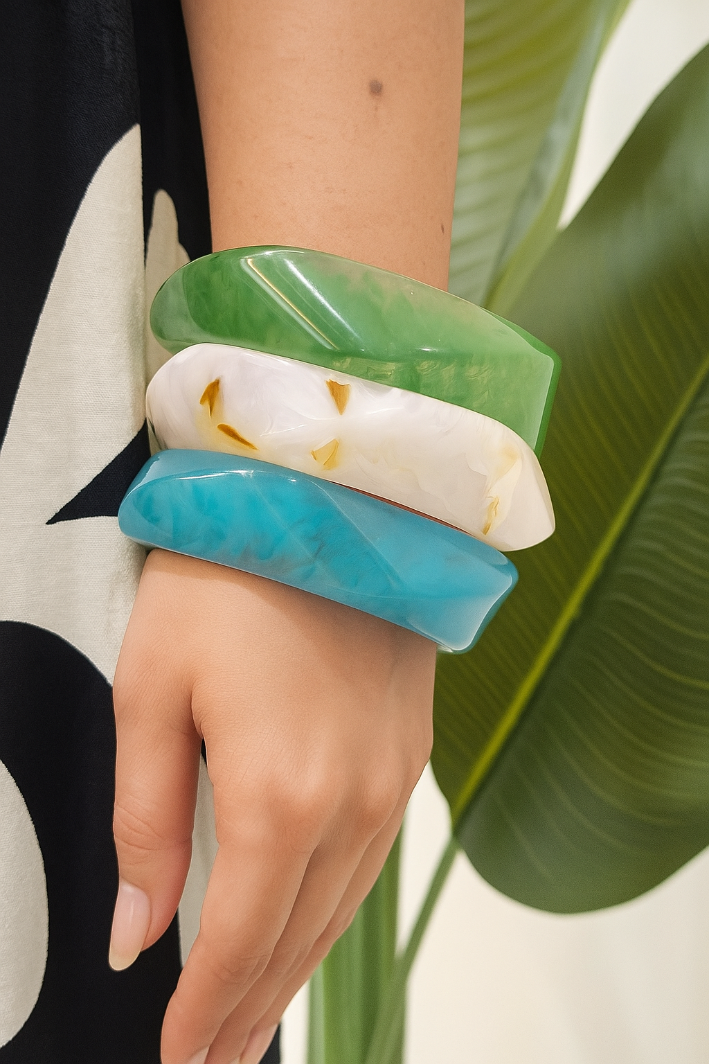 Resin Bangles Stack