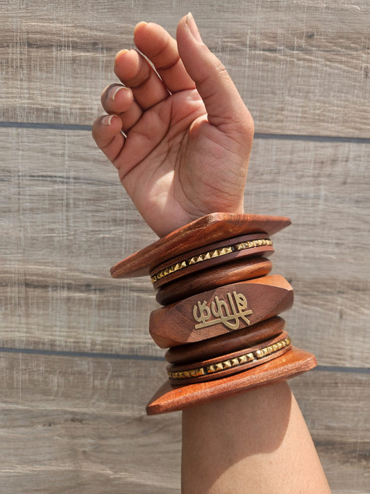 Ria wooden bangles stack