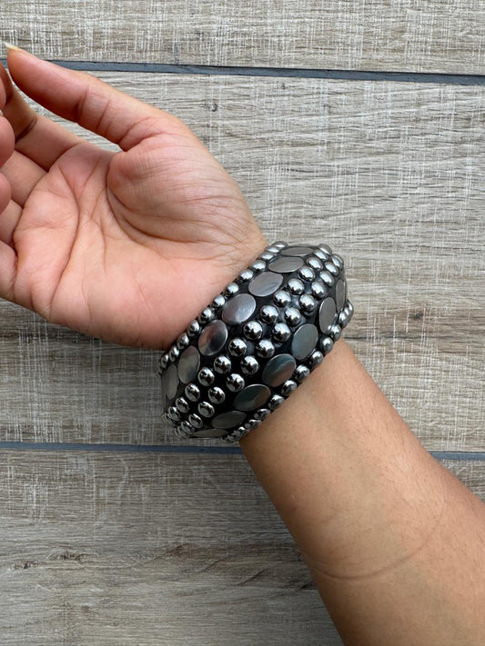 Wooden kada